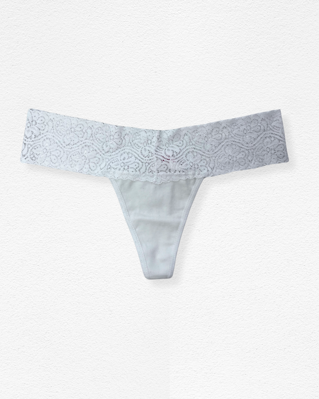 Panty Hilo con Fajón de Encaje