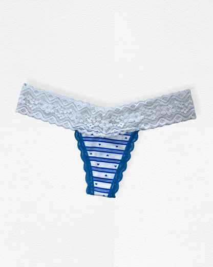 Panty hilo con fajón de encaje