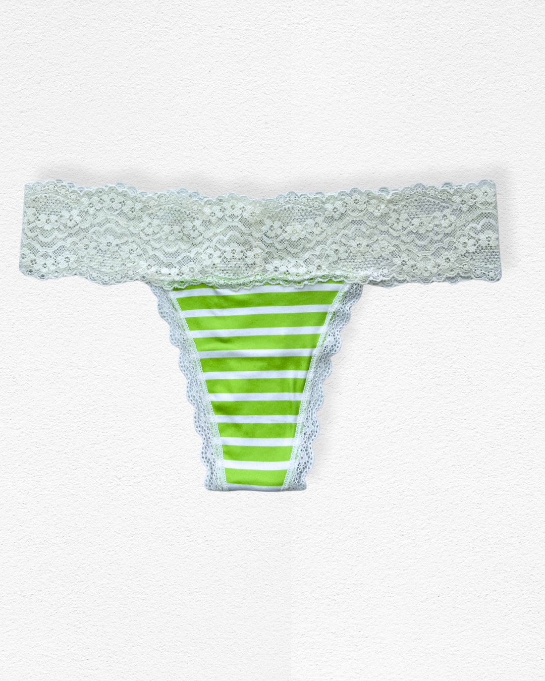 Panty hilo con fajón