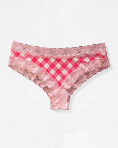 Panty cachetero de encaje