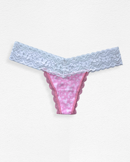 Panty hilo con fajón de encaje