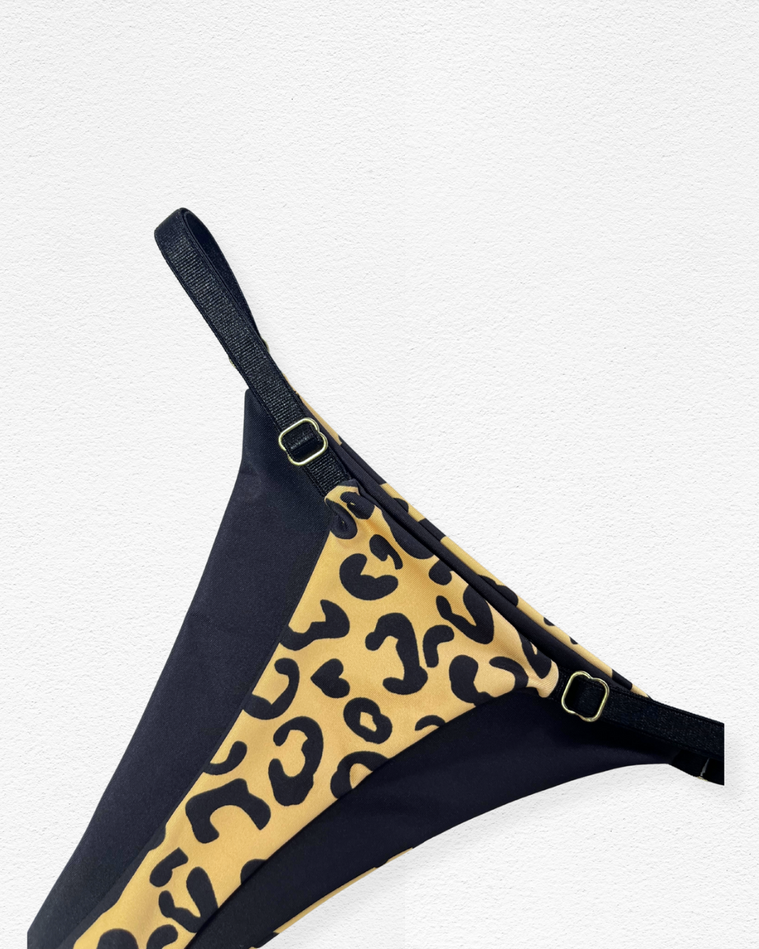 Panty hilo con ajustador