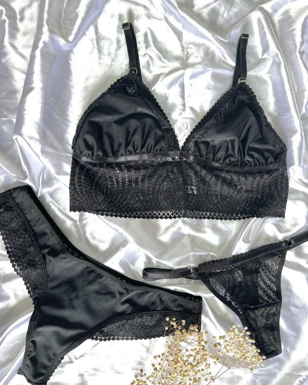 Set de Ropa Interior Angelina - Encaje Negro con Satin