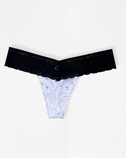 Panty hilo con fajón de encaje