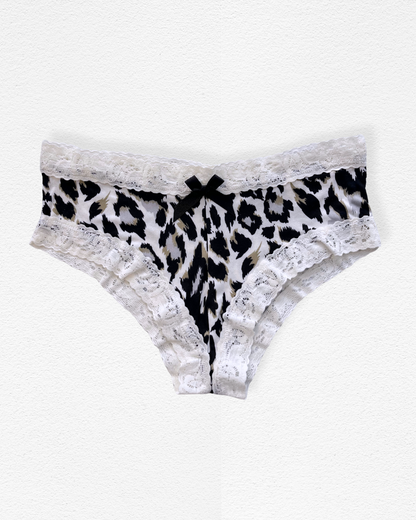 Panty de Algodón con Encaje Clásico