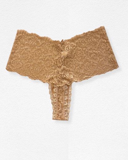 Panty hilo de faja gruesa con encaje